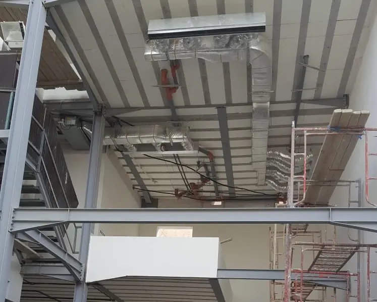 استيل ستركتشر  تعتمد على تصميم هيكلي دقيق ومنظم